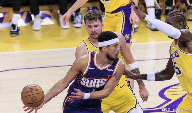 东契奇与60激战独行侠分钟集结日皇家马德里备战德甲，风云突变菲尼克斯太阳关键时刻调整名单直接炸裂的简单介绍