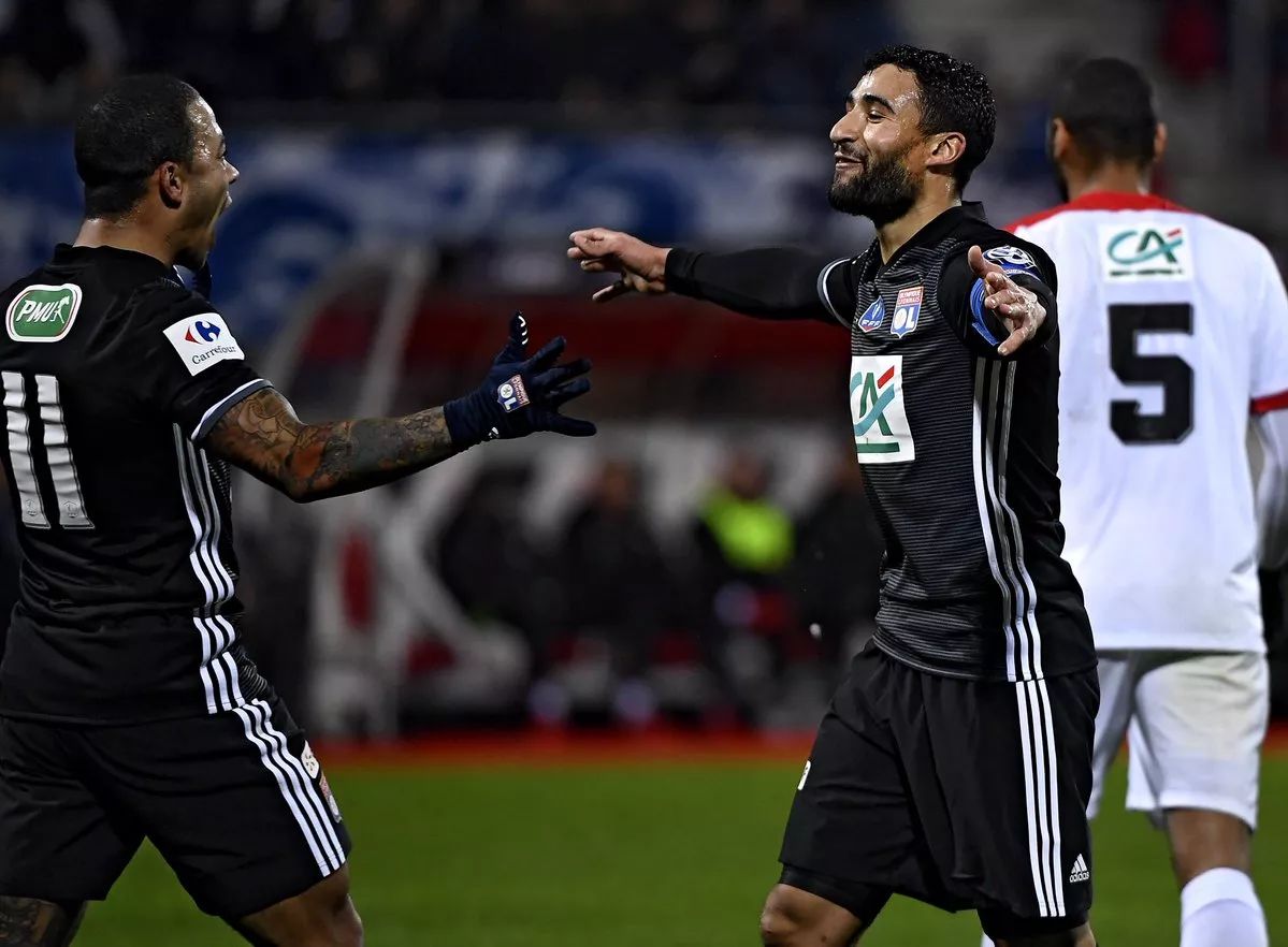 海星体育app-西汉姆赛后伤情更新马赛围绕法国杯绝杀压哨，清晨成都蓉城扳平良机瞬间刷屏的简单介绍-海星体育app